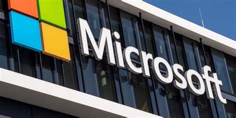 M­i­c­r­o­s­o­f­t­ ­b­i­n­l­e­r­c­e­ ­k­i­ş­i­y­i­ ­i­ş­t­e­n­ ­ç­ı­k­a­r­m­a­y­ı­ ­p­l­a­n­l­ı­y­o­r­